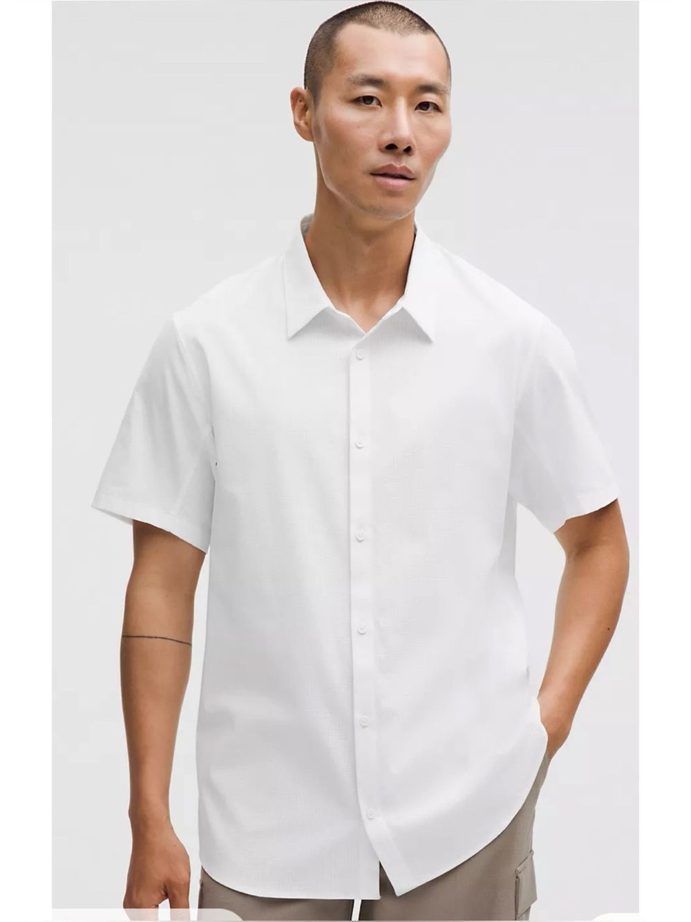 Lululemon Airing Easy Short Sleeve Shirt Mens 2XL Solid White Button Up